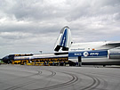 AN-124-100 Loading Rocket