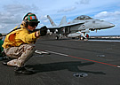 F-18F with fuel tanks