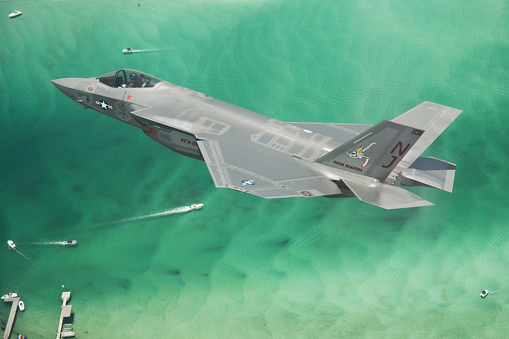 Lightning Rod: F-35 Fighter Family Capabilities and Controversies ...