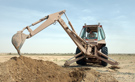 MIL_Trench_Digging_Camp_Morreel_Kuwait