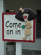 PUB_Come_On_In_Sign_Gildas_Club.jpg