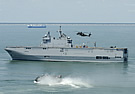 SHIP_LHD_Tonnerre_Virginia_Beach_LCAC_CH-53E_Gazelle_Â©DGA.jpg