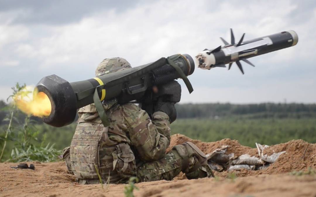 Pilum High: The Javelin Anti-Armor Missile